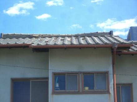 屋根瓦補修（地震被害）【やねきハウスのリフォーム】（リフォーム前）